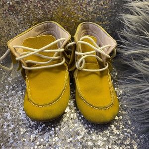 Monkey Feet Mustard Harley Fringe Boots (4-5Y)